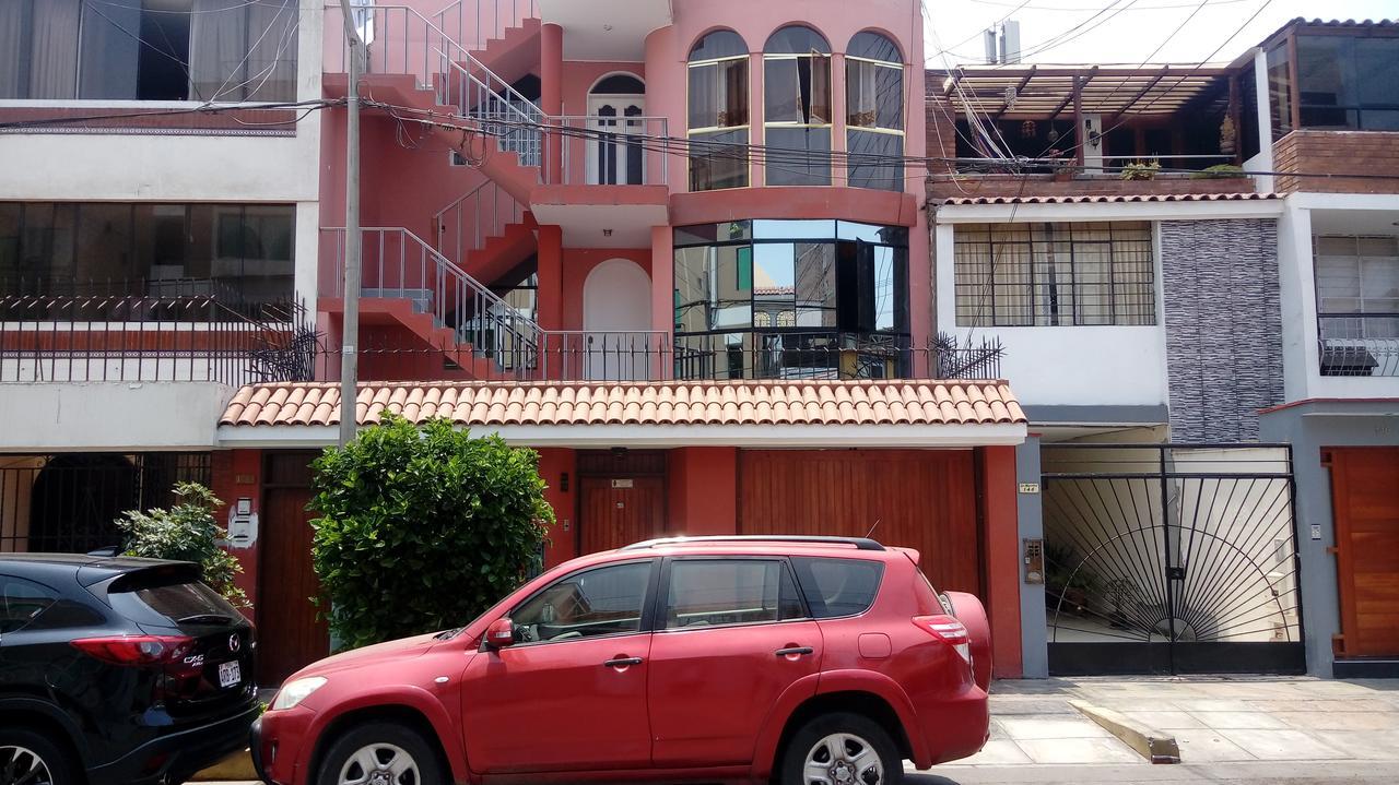 Hospedagem domiciliar Blondys House