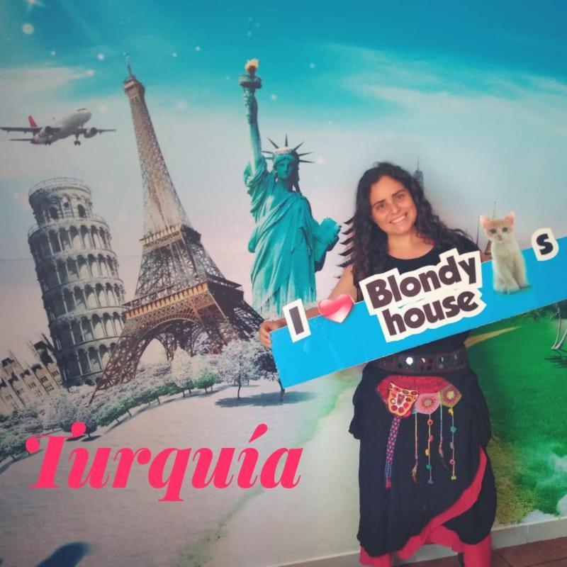 Blondys House Lima